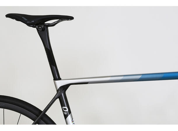 Factor O2 Disc Sram Force AXS Dance up the Mountains! 