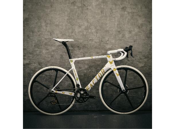 Black Inc Five disc hjulsett, XDR Clincher, CeramicSpeed 