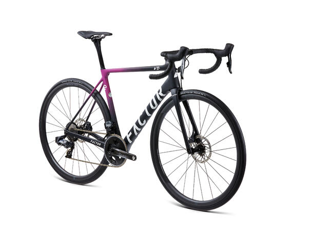 Factor O2 Disc Performance Midnight Pink SRAM Rival, Fulcrum Rapid RED 5 hjul 