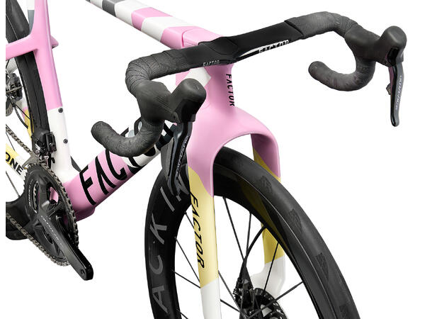 Factor One SRAM Force Blush Force str. 47 