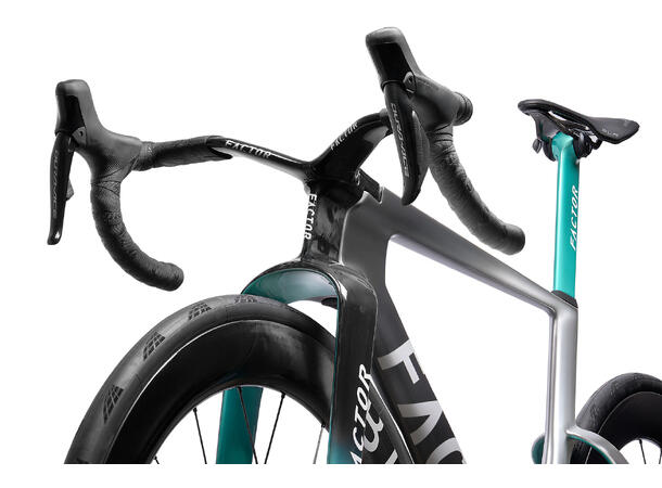 Factor One SRAM Force Silverstone Force str. 47 